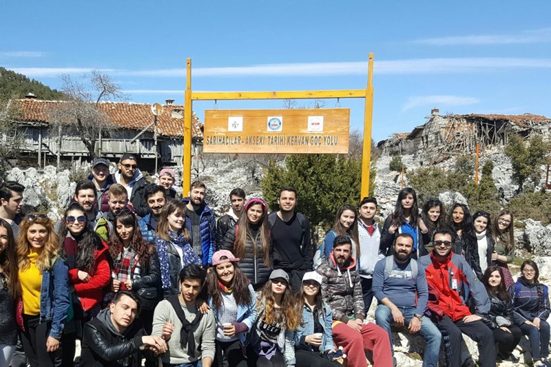 Turizm İşletmeciliği 3. Sınıf Öğrencilerinin Gezisinden Kareler